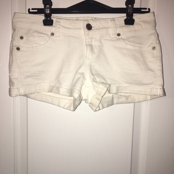 Garage Low Rise White Jean Shorts - Picture 1 of 4